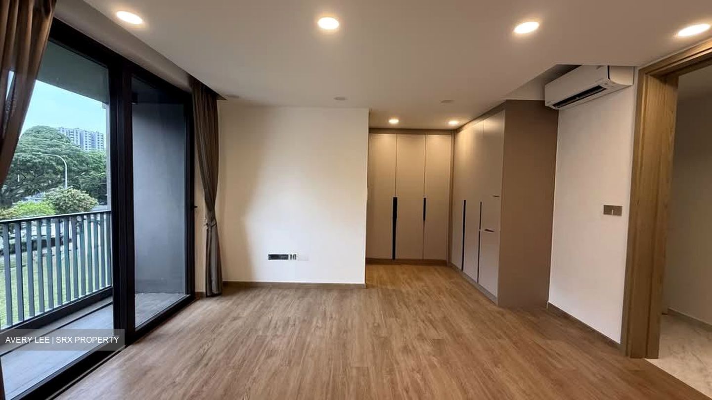 Shrewsbury Road (D11), Terrace #553783511